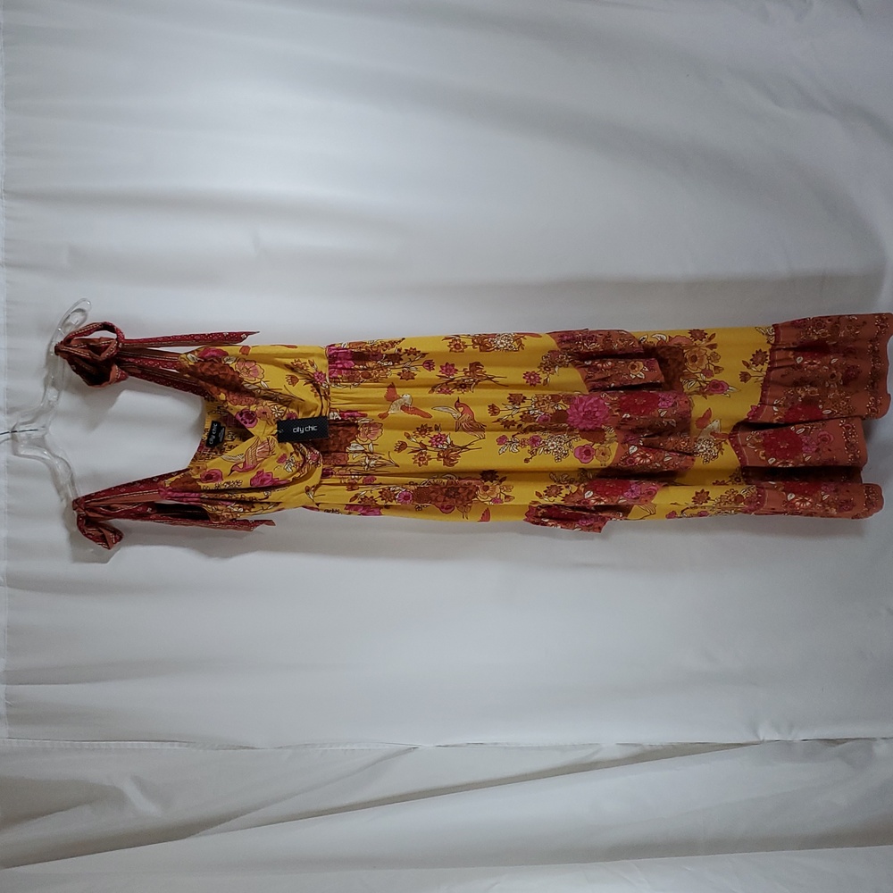 City Chic Woman's Abigail Maxi Dress ~ Sunflower ~ XXS (12) - Picture 7 of 13